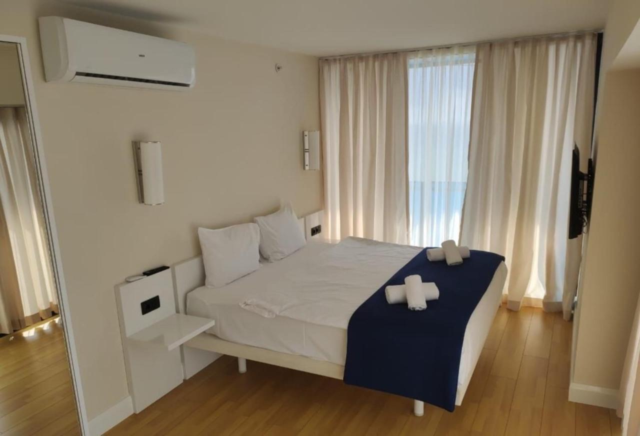 Orbi City Sea View Apartments Batumi Exterior foto
